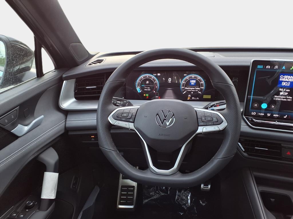 new 2025 Volkswagen Tiguan car, priced at $37,328