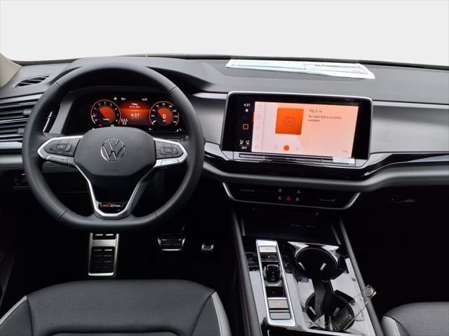 new 2025 Volkswagen Atlas car, priced at $50,501