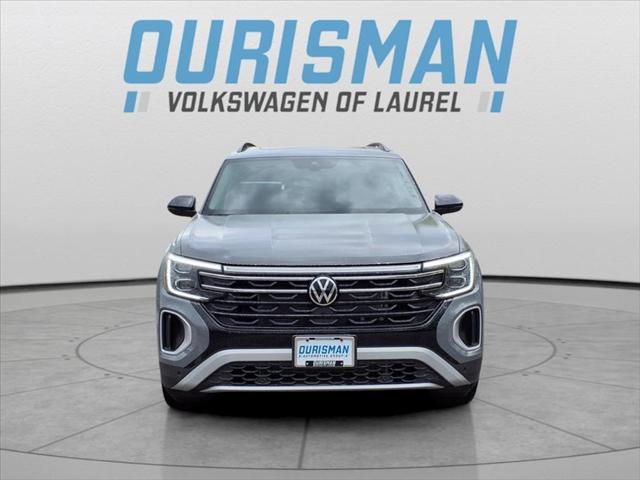 new 2025 Volkswagen Atlas car, priced at $50,501