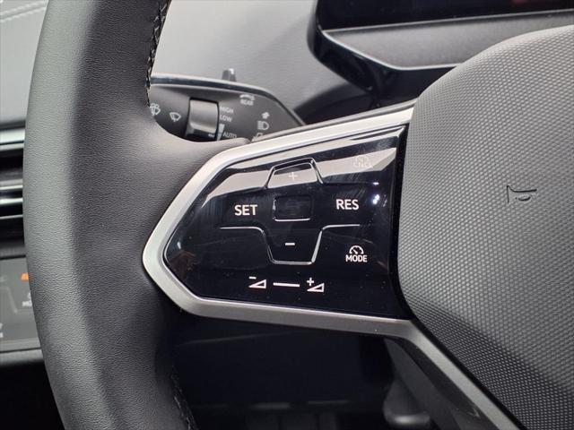 new 2025 Volkswagen ID.4 car, priced at $47,176