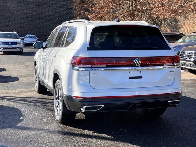 new 2025 Volkswagen Atlas car, priced at $49,298