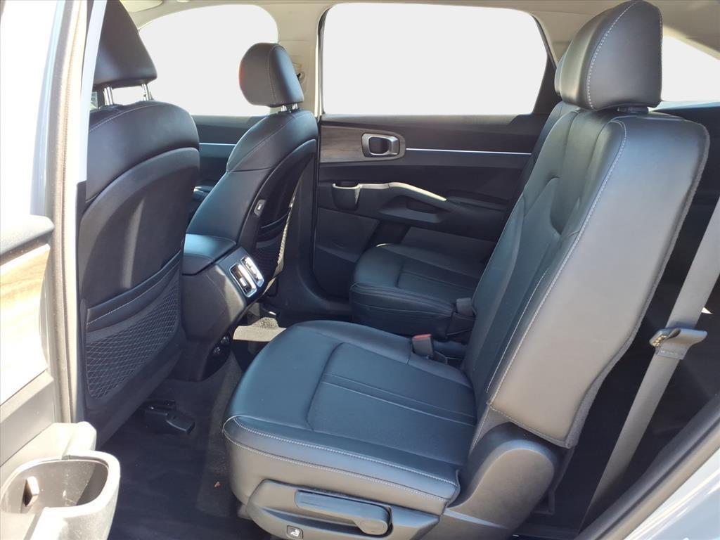 used 2022 Kia Sorento car, priced at $27,000