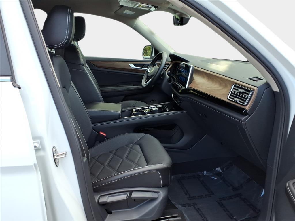 used 2024 Volkswagen Atlas car, priced at $30,000