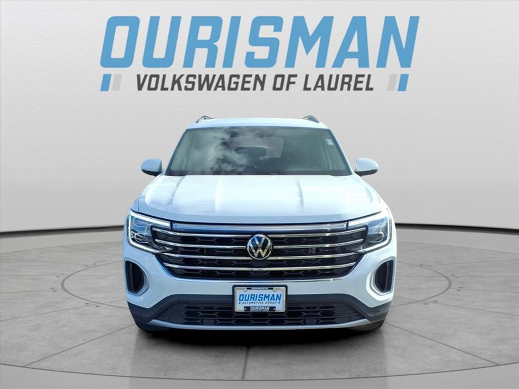 used 2024 Volkswagen Atlas car, priced at $30,000