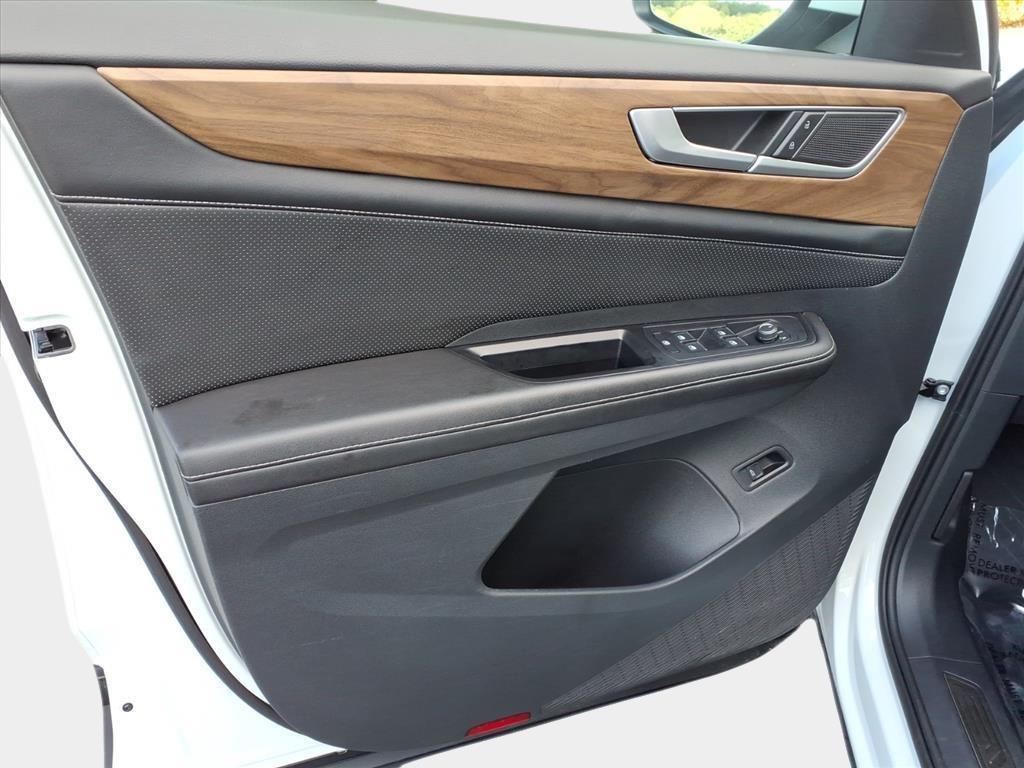 used 2024 Volkswagen Atlas car, priced at $30,000