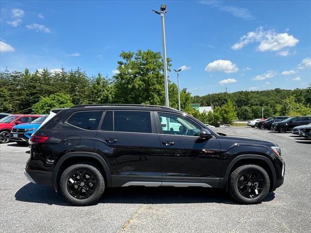 new 2024 Volkswagen Atlas car, priced at $49,324