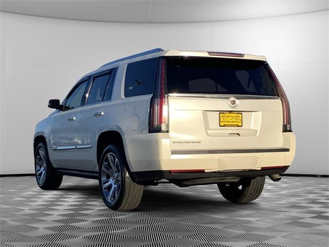 used 2015 Cadillac Escalade car, priced at $23,697