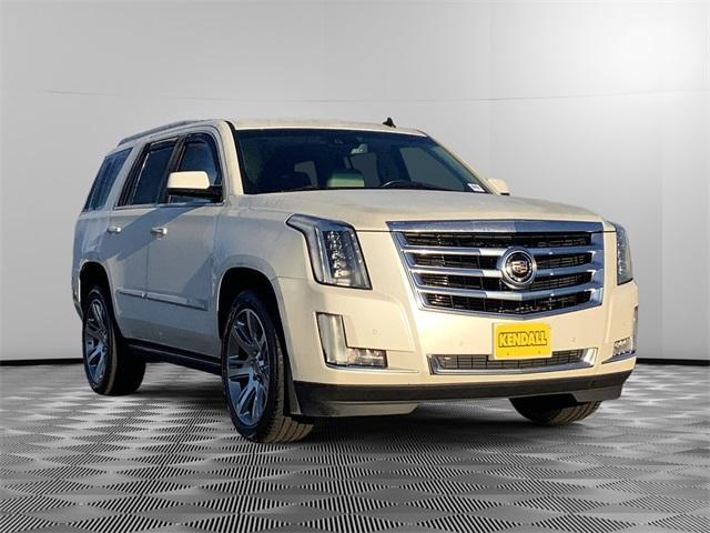 used 2015 Cadillac Escalade car, priced at $23,697