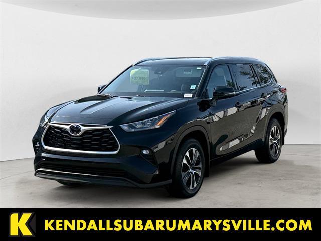 used 2020 Toyota Highlander car, priced at $37,999