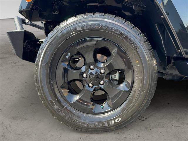used 2015 Jeep Wrangler Unlimited car, priced at $19,591