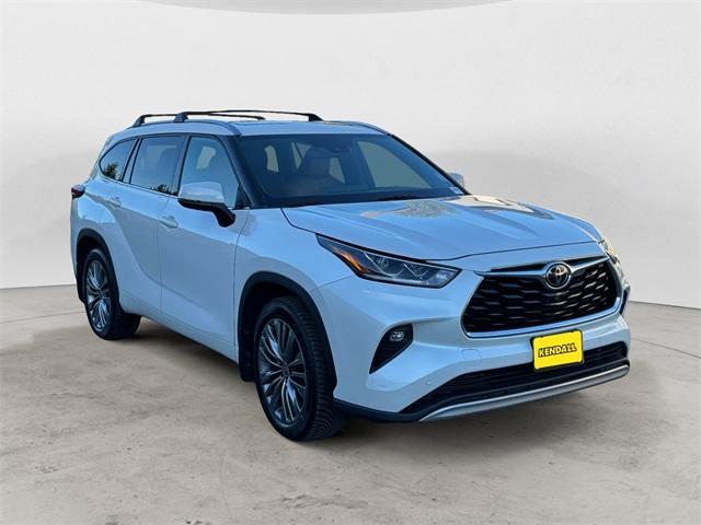 used 2020 Toyota Highlander car, priced at $36,871