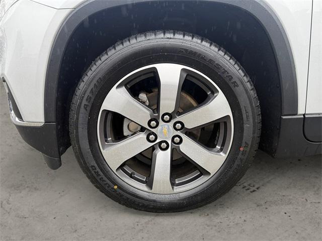 used 2020 Chevrolet Traverse car, priced at $23,697