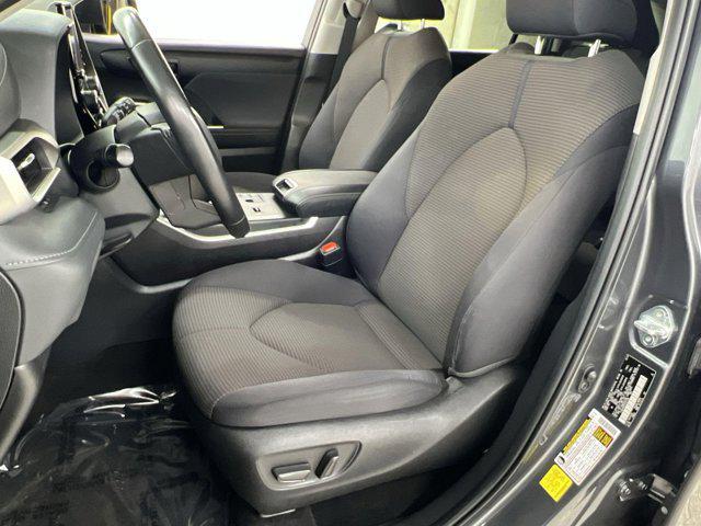 used 2023 Toyota Highlander car, priced at $31,000