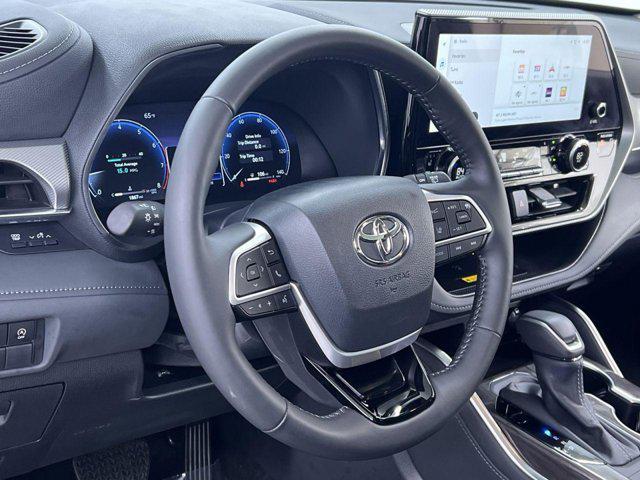 used 2024 Toyota Highlander car, priced at $50,500