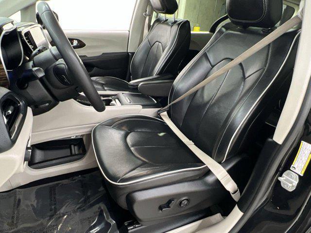 used 2023 Chrysler Pacifica Hybrid car, priced at $28,000