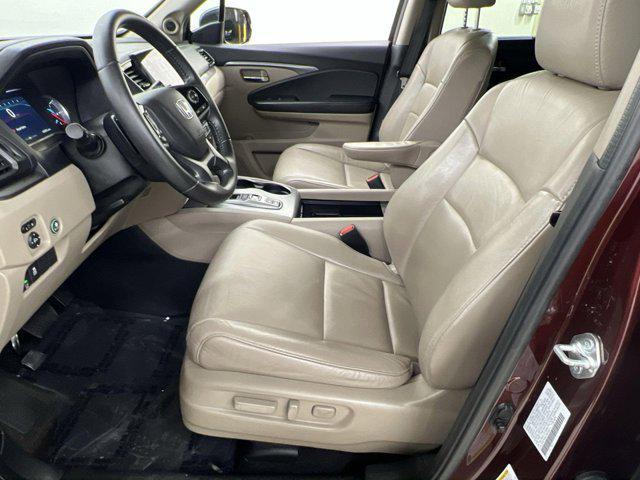used 2022 Honda Pilot car, priced at $33,000