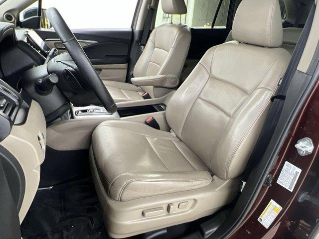 used 2022 Honda Pilot car, priced at $33,000