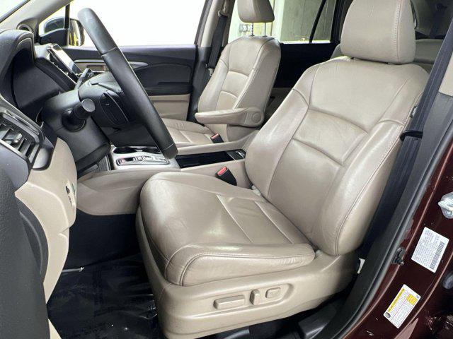 used 2022 Honda Pilot car, priced at $33,000