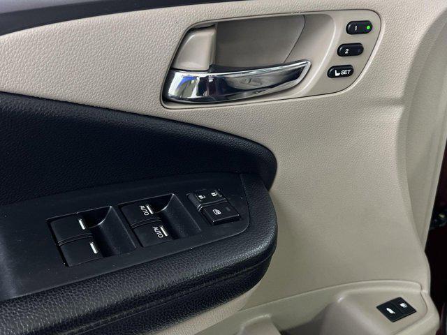 used 2022 Honda Pilot car, priced at $33,000