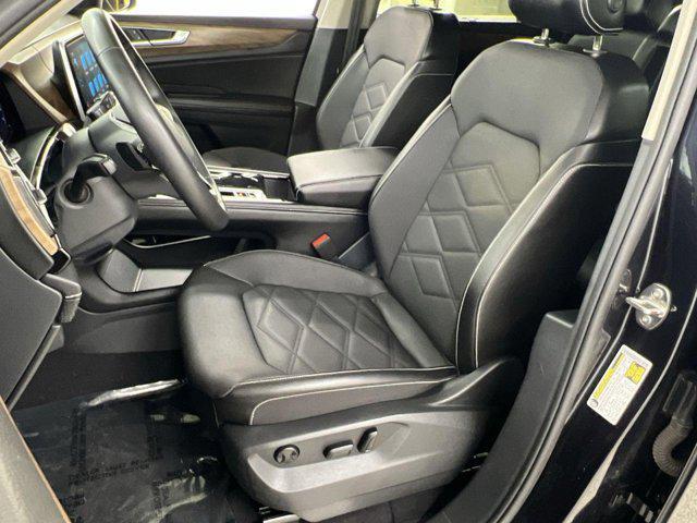 used 2024 Volkswagen Atlas car, priced at $32,000