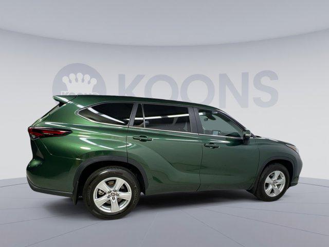 used 2024 Toyota Highlander car, priced at $33,500