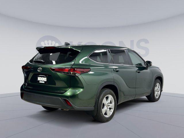 used 2024 Toyota Highlander car, priced at $33,500