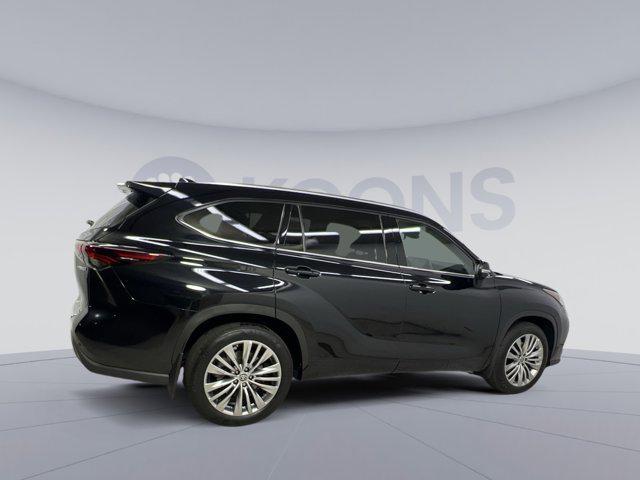 used 2024 Toyota Highlander Hybrid car, priced at $49,000