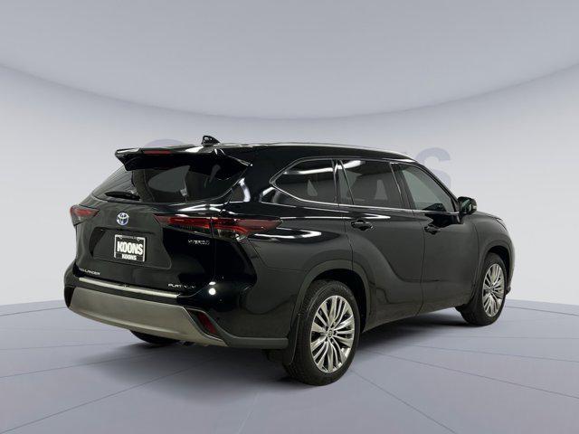 used 2024 Toyota Highlander Hybrid car, priced at $49,000