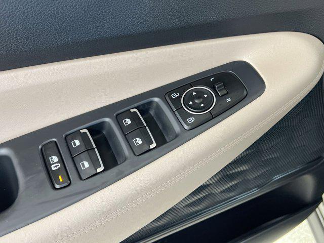 used 2023 Hyundai Santa Fe car, priced at $20,000