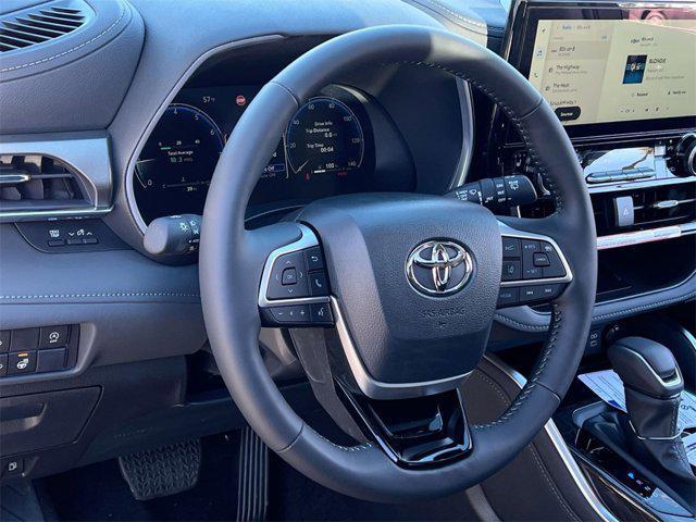 new 2025 Toyota Highlander car, priced at $51,593