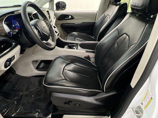 used 2023 Chrysler Pacifica Hybrid car, priced at $29,000