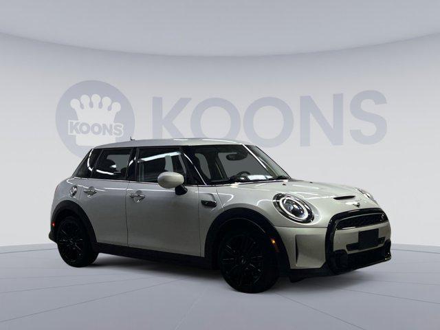 used 2024 MINI Hardtop car, priced at $24,800