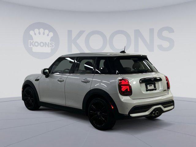 used 2024 MINI Hardtop car, priced at $24,800