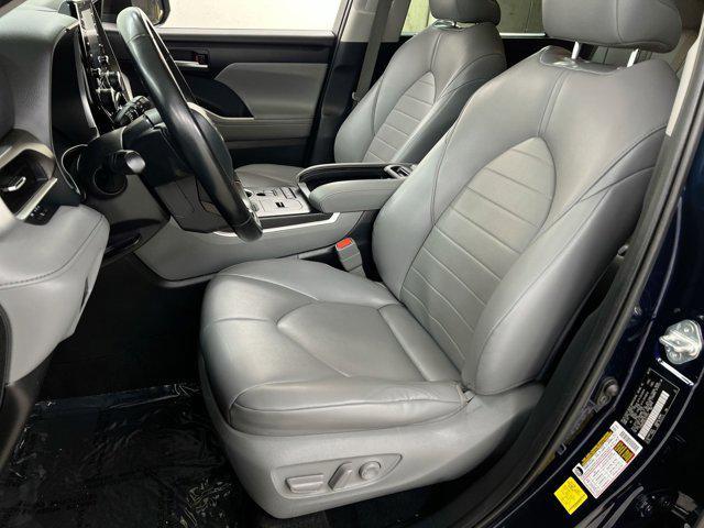 used 2020 Toyota Highlander Hybrid car, priced at $30,000