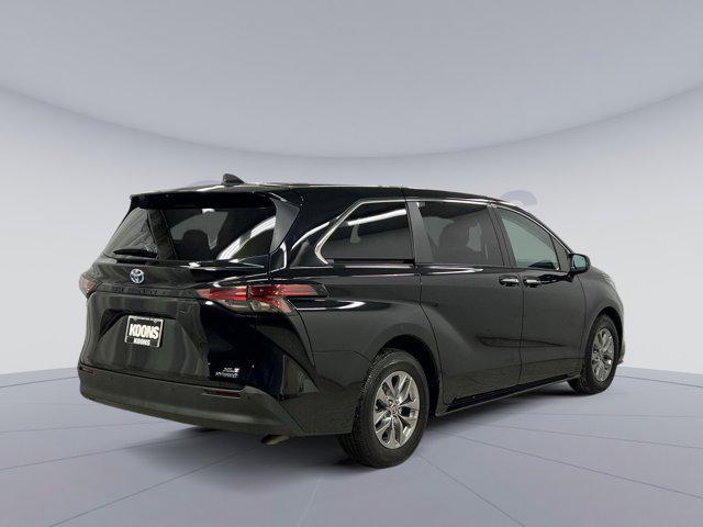 used 2022 Toyota Sienna car, priced at $38,800