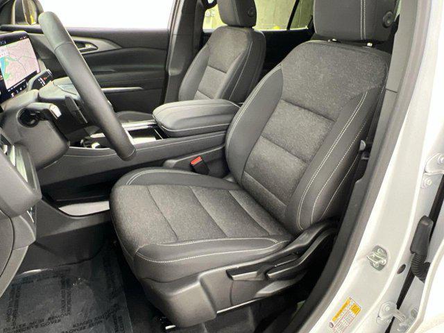 used 2024 Chevrolet Traverse car, priced at $34,000