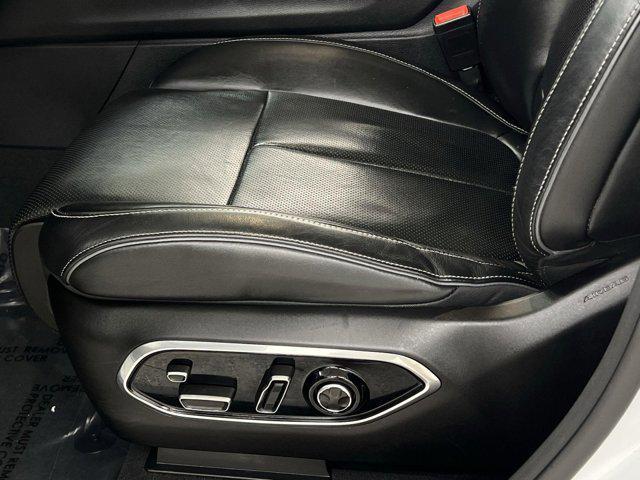 used 2022 Jeep Grand Cherokee car, priced at $37,500