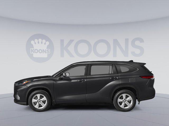 new 2025 Toyota Highlander car, priced at $44,018