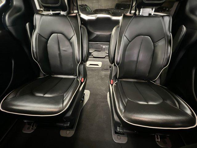 used 2022 Chrysler Pacifica Hybrid car, priced at $27,800