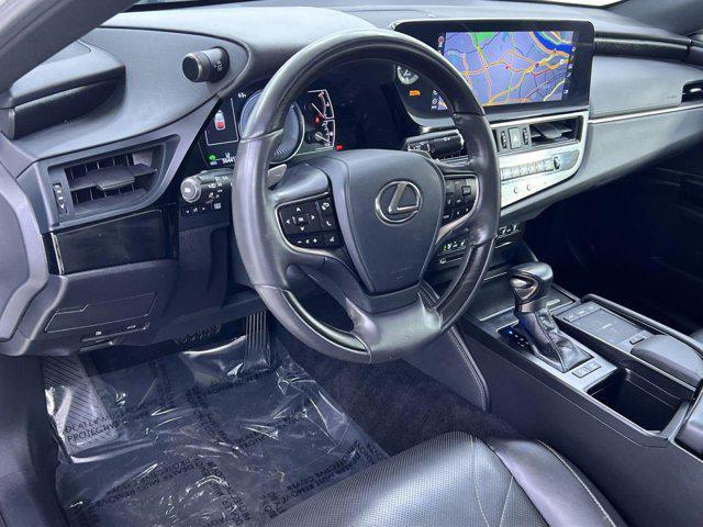 used 2022 Lexus ES 300h car, priced at $38,700