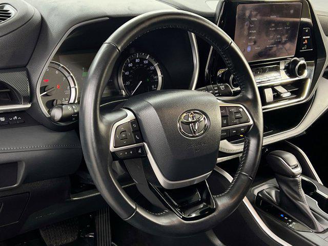 used 2023 Toyota Highlander car, priced at $38,000