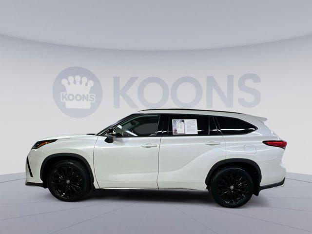 used 2023 Toyota Highlander car, priced at $38,000