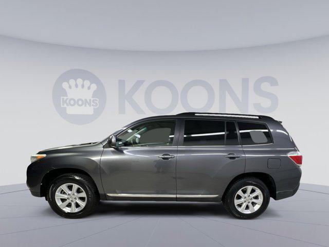 used 2012 Toyota Highlander car, priced at $13,000