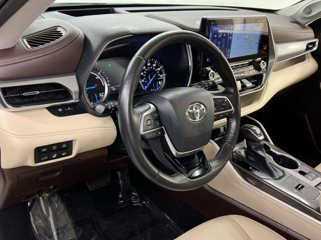used 2020 Toyota Highlander Hybrid car, priced at $37,800