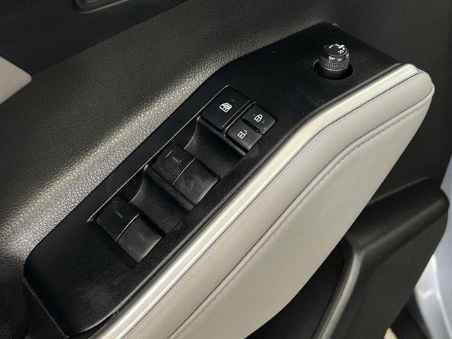 used 2022 Toyota Highlander car, priced at $39,500
