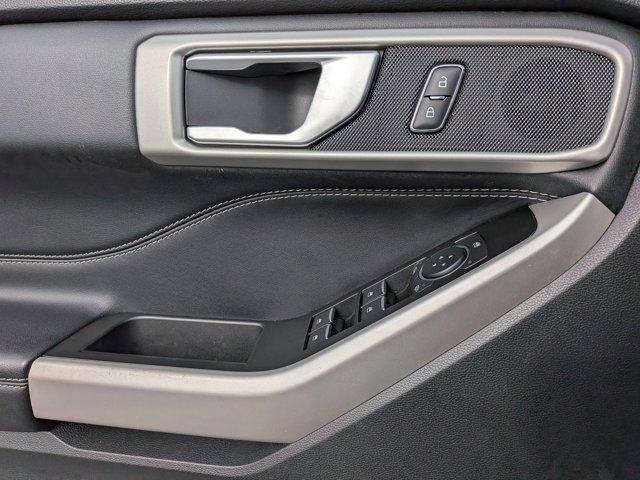 used 2022 Ford Explorer car, priced at $27,495