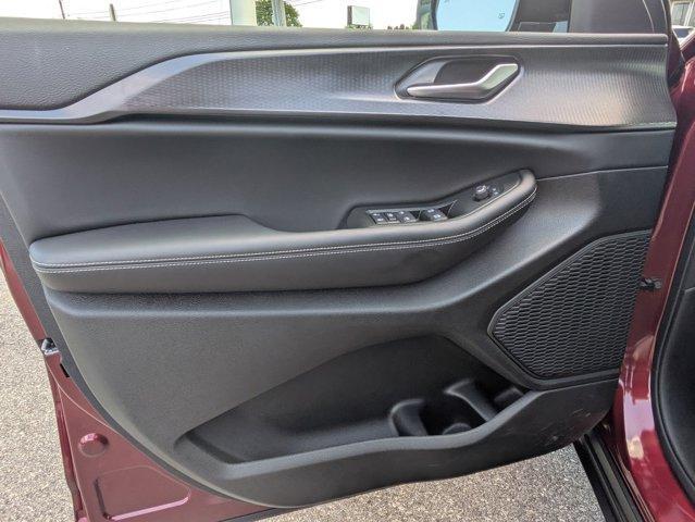 used 2025 Jeep Grand Cherokee car