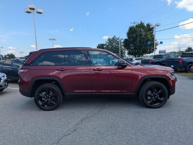 used 2025 Jeep Grand Cherokee car