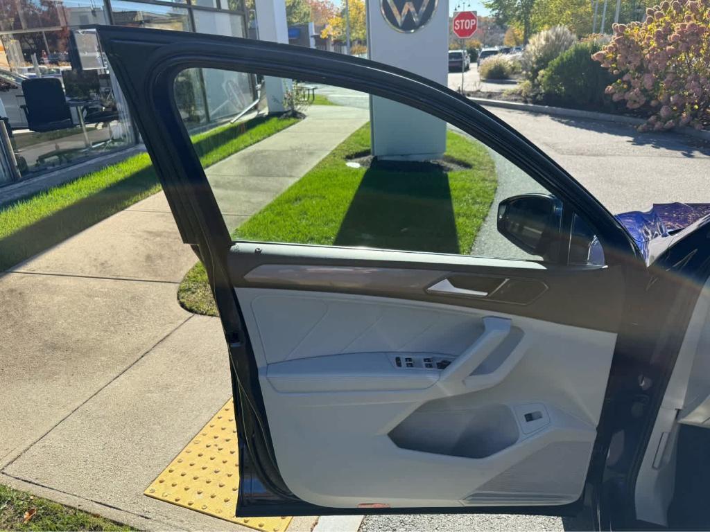 used 2022 Volkswagen Tiguan car, priced at $21,995