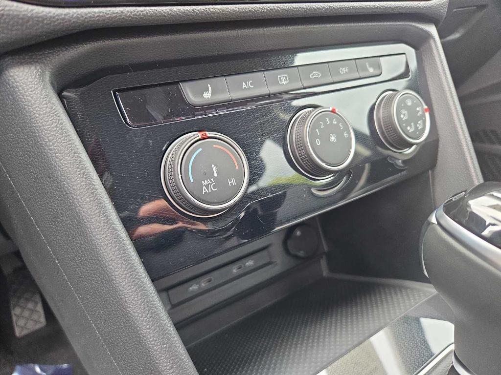 new 2025 Volkswagen Taos car, priced at $27,176